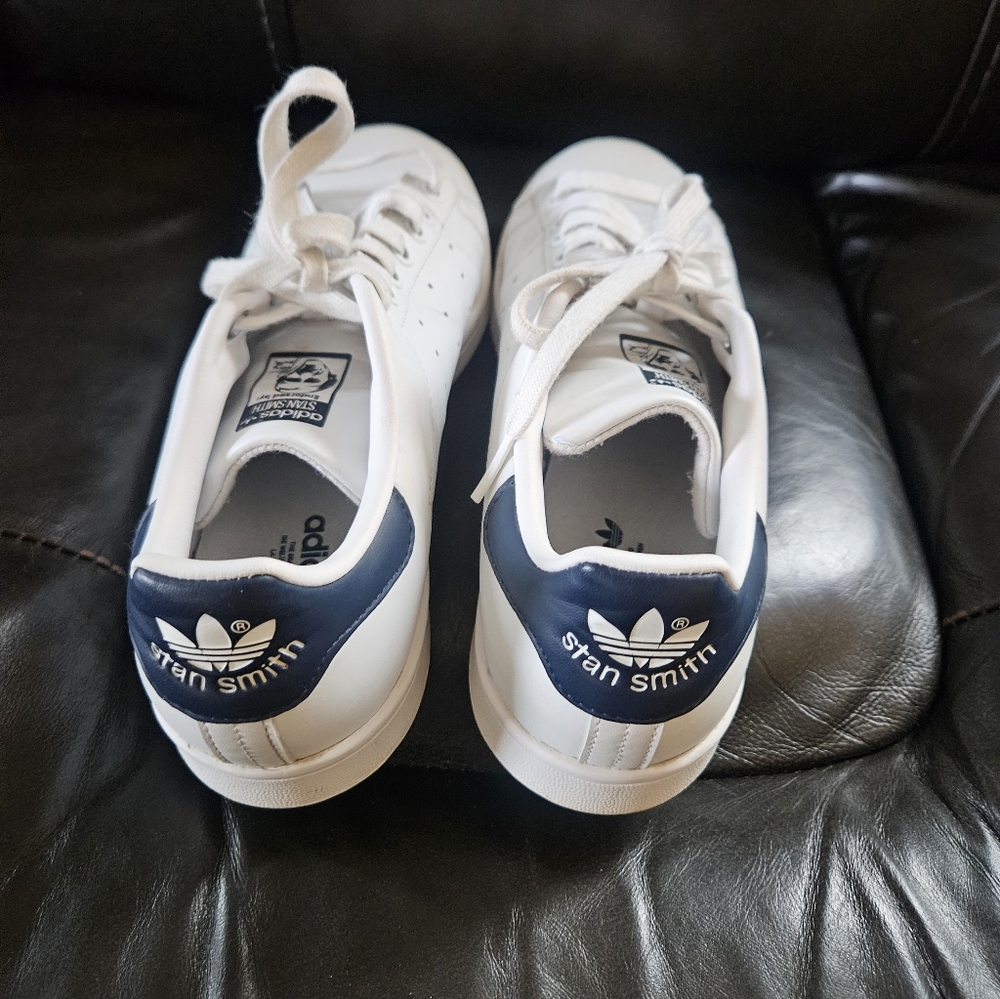 Adidas Women's Stan Smith White and Navy Blue Sneakers - Picture 2 of 7